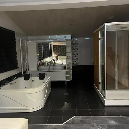 Appartamento Restoran & Prenociste Dva Brata Manastir