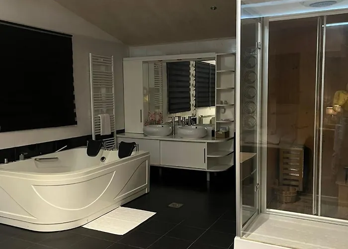 Restoran & Prenociste Dva Brata 아파트 Manastir